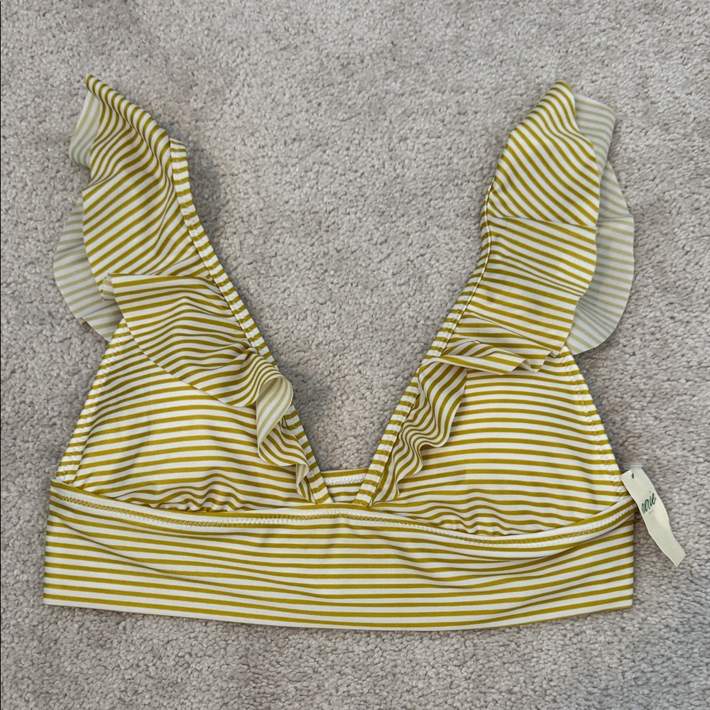NWT Aerie M bikini top